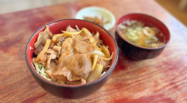 黒豚生姜焼き丼